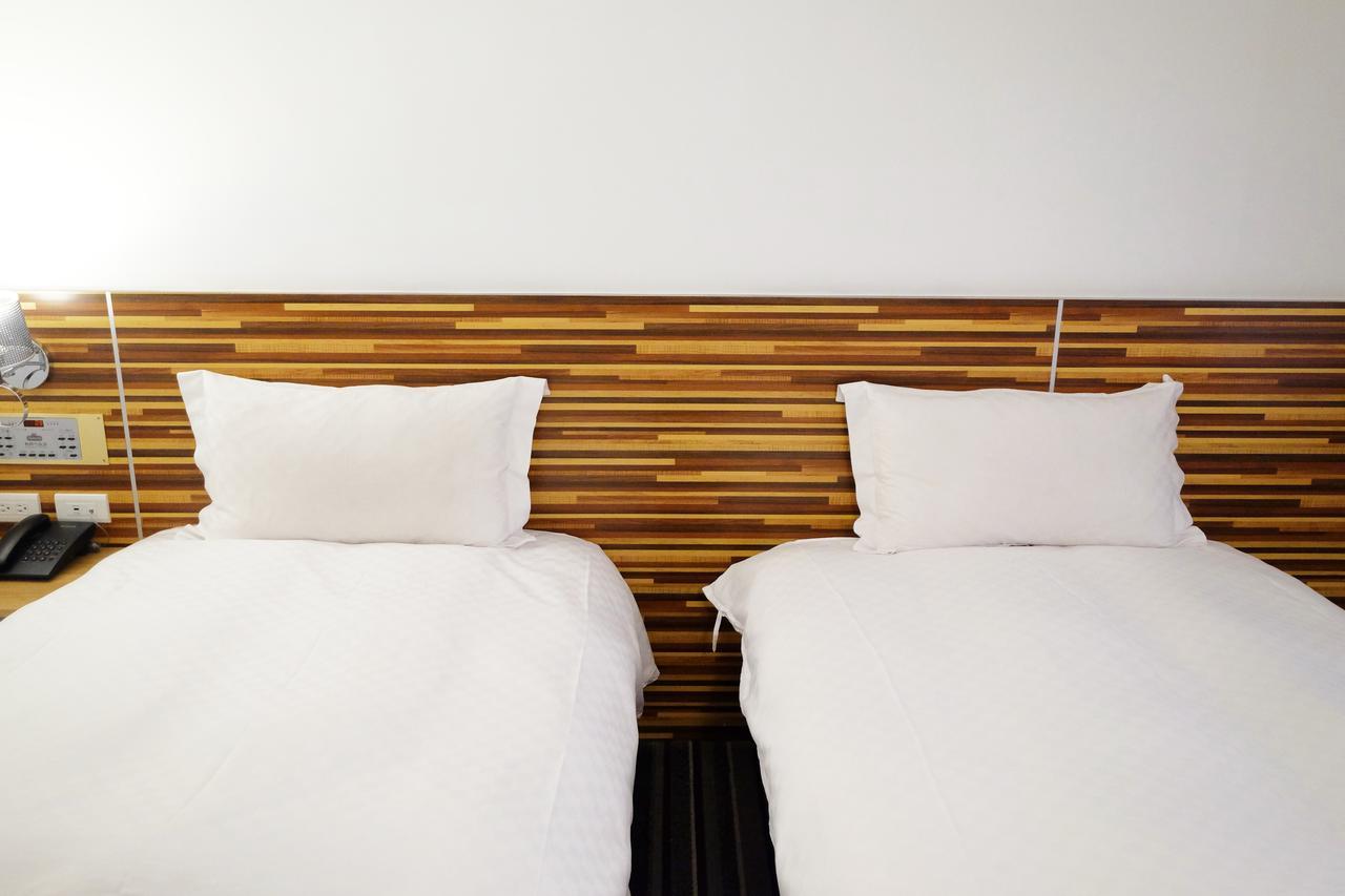Dynasty Hotel Tainan Zewnętrze zdjęcie