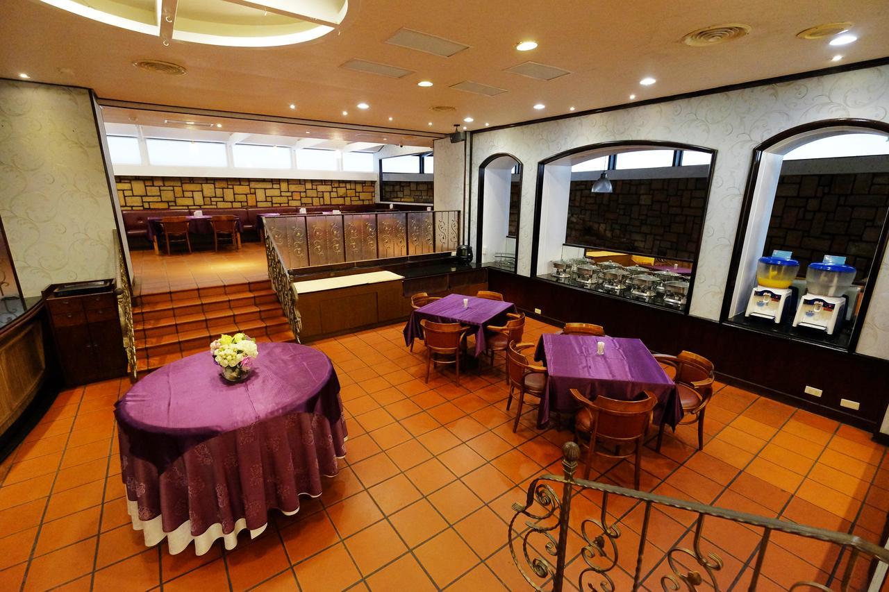 Dynasty Hotel Tainan Zewnętrze zdjęcie