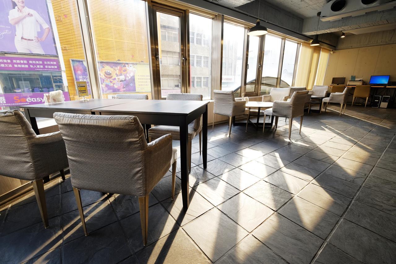 Dynasty Hotel Tainan Zewnętrze zdjęcie