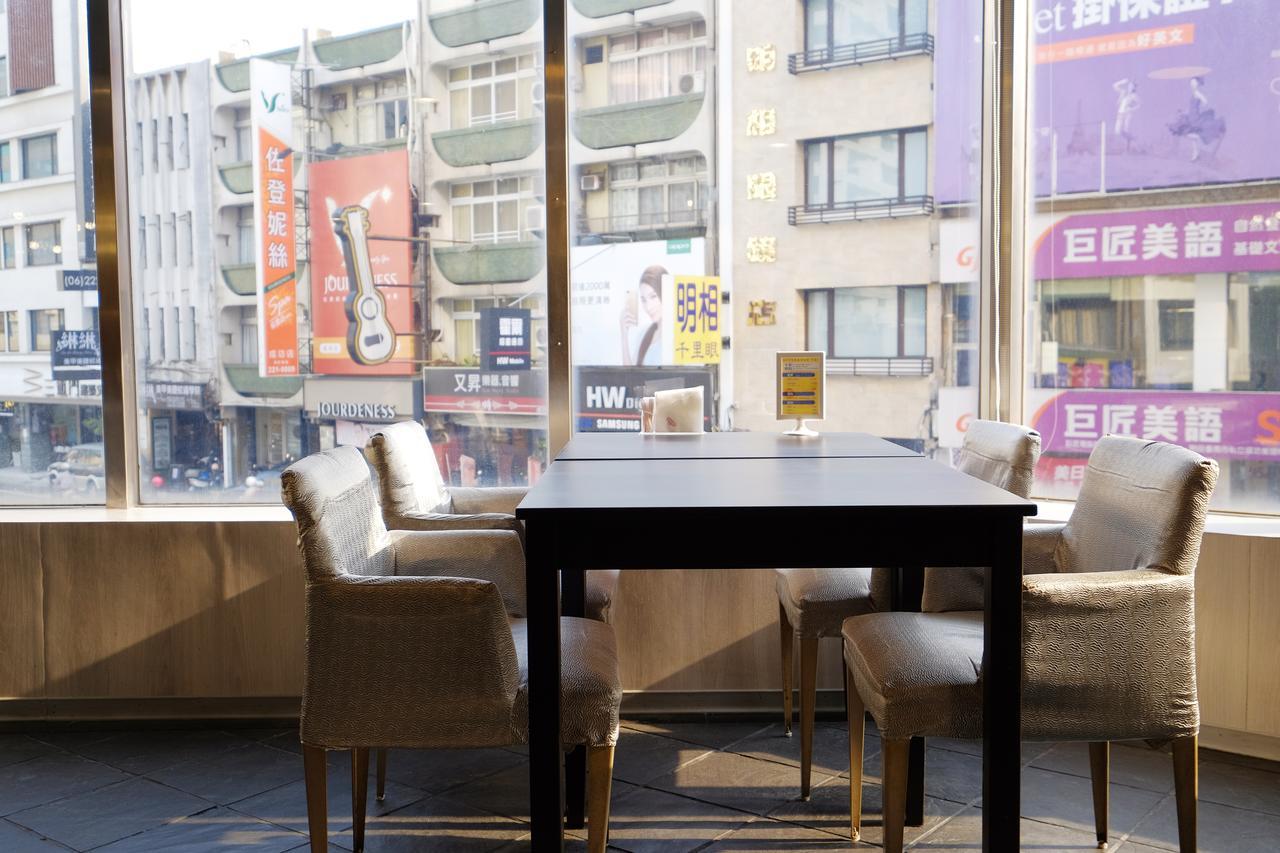 Dynasty Hotel Tainan Zewnętrze zdjęcie